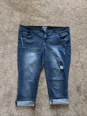 Democracy Dark Blue Distressed Cuffed Cropped Jeans